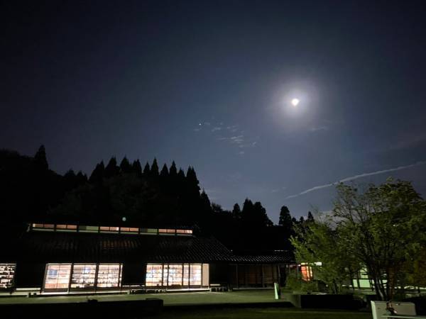 【花と焚火とお月見サウナ】射水市陶房「匠の里」お月見イベント開催