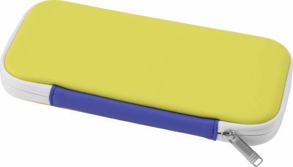 人気の本格派ゲーミングコントローラーとセミハードケースの新色「緋色」「菫色」が数量限定で新登場！