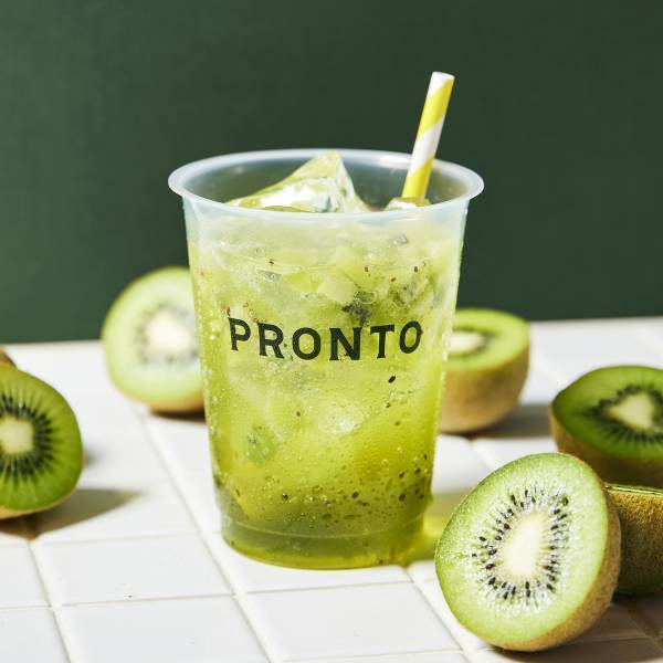 【新商品】 爽やかな酸味と鮮やかな見た目で、初夏の緑色を嗜むキウイドリンク2種が登場