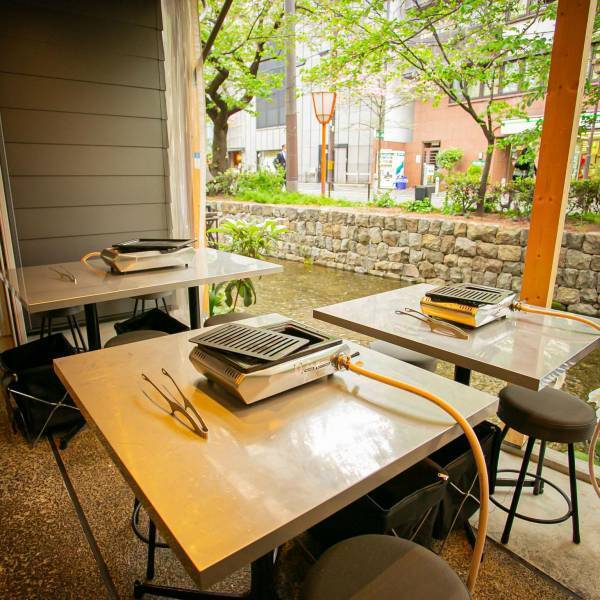 【祇園麺処むらじ初監修】器に花咲く「レモン冷麺」が京都のコスパ焼肉店に登場　～西木屋町 肉しん～