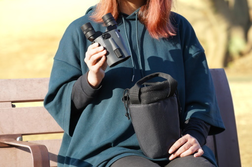 感動の視野。さらに進化した"ATERA（アテラ）Ⅱ防振双眼鏡シリーズ" 第1弾「ATERAII H12×30（チャコール）」を5月31日（火）に発売