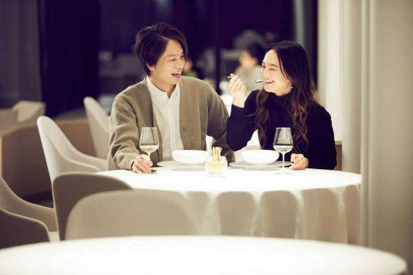 【リゾナーレトマム】大自然を見渡せる客室や料理、ウィンタースポーツを満喫できる「明けの贅沢～白銀の絶景スイートルームステイ～」登場｜期間：2022年1月10日～3月31日