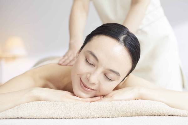 【リゾナーレトマム】大自然を見渡せる客室や料理、ウィンタースポーツを満喫できる「明けの贅沢～白銀の絶景スイートルームステイ～」登場｜期間：2022年1月10日～3月31日