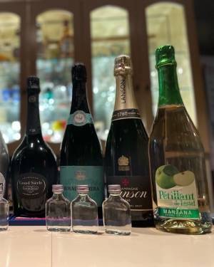 ゲーム好きの為の週末カラオケBar! 「K＆S Bar」が新宿三丁目にオープン!!