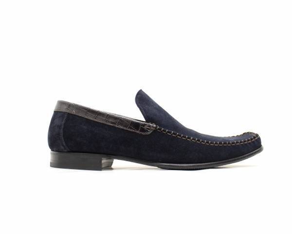 足元の色気はこれで決まり！新作スリッポンローファー『Queen Classico』×『Calzoleria Toscana』別注モデルが発売中！洗練されたフォルムとデザインがお洒落スマートに