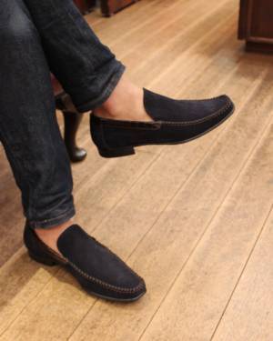 足元の色気はこれで決まり！新作スリッポンローファー『Queen Classico』×『Calzoleria Toscana』別注モデルが発売中！洗練されたフォルムとデザインがお洒落スマートに