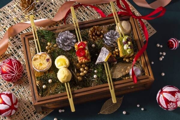 【OMO7大阪】串カツに見立てた串スイーツをクリスマス期間限定で提供　～うずらをイメージしたチーズケーキや、串カツの衣に似た食感が楽しめるミルフィーユなど、全5種の串スイーツ～
