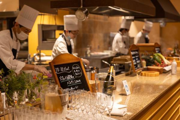 最高品質フランス鴨が平日バレンタインディナーで無料！日本初4年連続野菜ソムリエアワード受賞レストランで楽しむ冬のオーダー料理【宮城蔵王・遠刈田温泉ゆと森倶楽部】