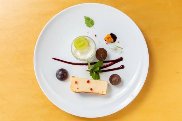 最高品質フランス鴨が平日バレンタインディナーで無料！日本初4年連続野菜ソムリエアワード受賞レストランで楽しむ冬のオーダー料理【宮城蔵王・遠刈田温泉ゆと森倶楽部】