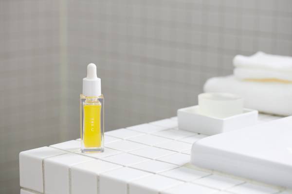 【改良湯×fru:C美容液】渋谷で100年以上の歴史を持つモダン銭湯！サウナ後にビタミンチャージで肌もととのう体験を