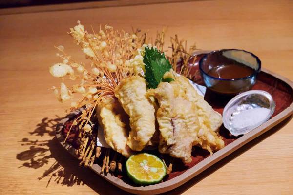 【OMO5沖縄那覇】実はマグロも名産！沖縄ならではの食べ方でマグロを堪能！「マグロはしごツアー」を開催｜期間：2022年3月1日〜5月31日