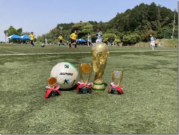 ミニストップは「第１４回 ＦＡＩＲｓｐｉｒｉｔｓ ＣＵＰ大会」を応援します！  ～サッカー大会を通して、子供たちにフェアトレードの啓発活動を実施～