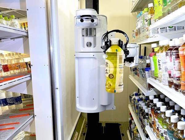 相鉄グループ運営の「ファミリーマート相鉄さがみ野駅店」に飲料補充 AIロボットを導入 【相鉄ステーションリテール】