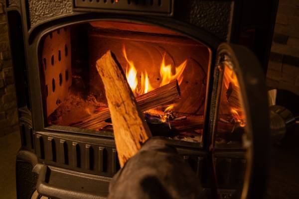 河口湖で本格BBQ付きグランピング『いちご De グランピング!! 』