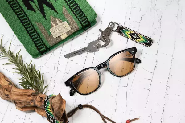 アウトドアマガジン「ランドネ」と「パリミキ」のコラボ企画 アウトドア用サングラス第２弾 「Outdoor Traveller’s」2nd COLLECTION