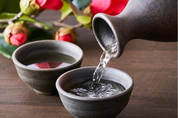 冬の北陸で楽しむ、温泉、地酒、心づくしの料理。大江戸温泉物語 「山代温泉 山下家（石川県）」と「芦原温泉 あわら（福井県）」で12月1日、冬のまんぞくバイキングスタート