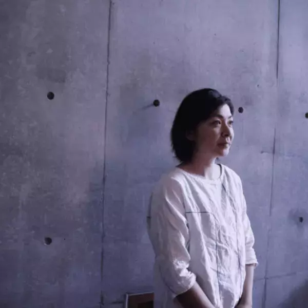 【界 鬼怒川】紅葉が色づく中庭で、栃木県にちなんだおつまみとワイナリーで造られたワインを楽しめる「湯上がり紅葉ワインバー」期間限定オープン｜期間：2022年11月1日～11月21日