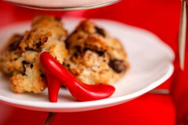 “推し活”で話題！10色から推し色を選べるアフタヌーンティー 『プリンセスアフタヌーンティー～ My Best COLOR ～』 大好評につき販売期間延長