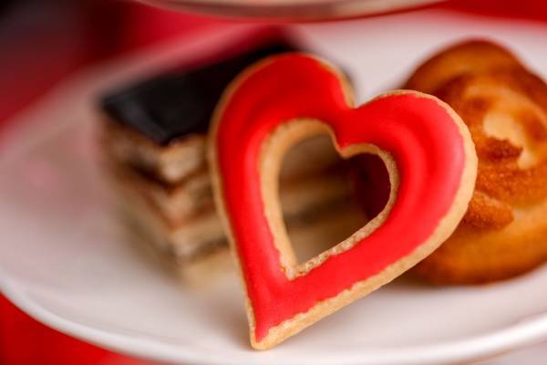 “推し活”で話題！10色から推し色を選べるアフタヌーンティー 『プリンセスアフタヌーンティー～ My Best COLOR ～』 大好評につき販売期間延長