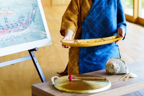 【星のや沖縄】伝統漁船で海を渡る沖縄の行事「ハーリー」を体験するアクティビティを開催｜開催期間：2022年5月15日～6月30日