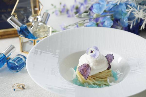 “ブルーカラー”が大好評！ 暑い夏にも嬉しい爽やかスイーツが勢揃い「プリンセスアフタヌーンティー～Royal Blue～」販売期間延長