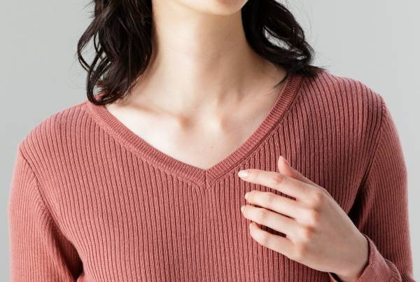 インスタライブでフォロワーの方々と一緒につくる共創企画の第3弾～みんなの“欲しい”を形に！使いやすさにこだわった『ジブンイロニット』～