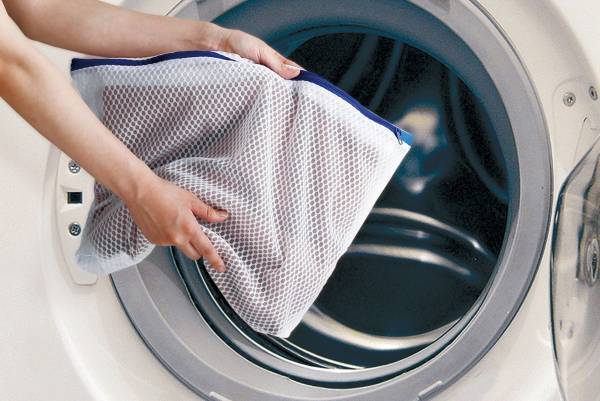 インスタライブでフォロワーの方々と一緒につくる共創企画の第3弾～みんなの“欲しい”を形に！使いやすさにこだわった『ジブンイロニット』～