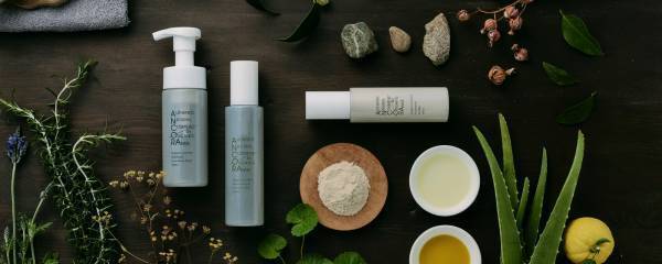 オーガニック認証取得、肌荒れ・エイジングケア・においケアの悩みにフォーカス　仕事中にも使いやすい男性向けハンドクリームを発売