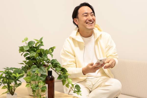 オーガニック認証取得、肌荒れ・エイジングケア・においケアの悩みにフォーカス　仕事中にも使いやすい男性向けハンドクリームを発売