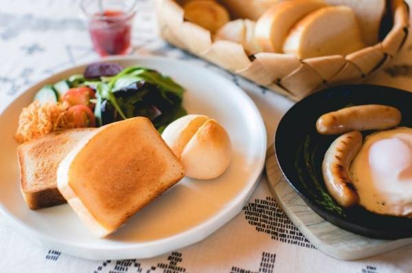 こめ油と米粉の「come×come（コメトコメ）」『つの食パン』６つの不使用でリニューアル