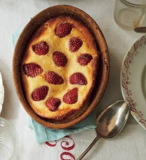 毎日食べたくなる！ 若山曜子さんによる厳選シンプルレシピ集『本当は素朴なフランスのおやつ』