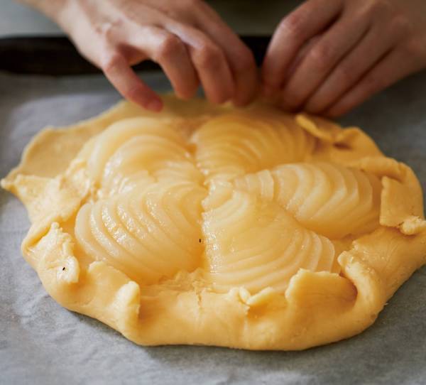 毎日食べたくなる！ 若山曜子さんによる厳選シンプルレシピ集『本当は素朴なフランスのおやつ』