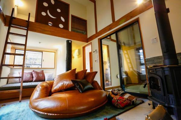 宿泊者限定　月に一度の「満月Bar」開催～焚火を囲んで月夜を楽しむ満月Bar～