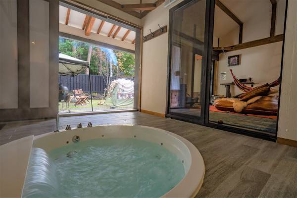 宿泊者限定　月に一度の「満月Bar」開催～焚火を囲んで月夜を楽しむ満月Bar～