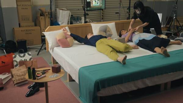 【OMO】～国内外で活躍する制作スタジオの撮影の裏側に密着～テンションあがる「街ナカ」ホテル「OMO(おも) by 星野リゾート」 テレビCMメイキング映像をニュースアプリSmartNewsで先行公開｜放映開始日：2022年11月30日