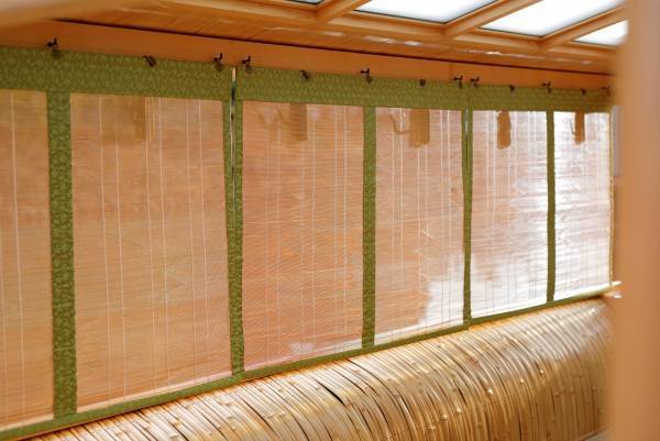 【星のや京都】夕焼けに染まる桜を愛でる平安貴族のような舟遊び「夕桜(ゆうざくら)の花見舟」開催｜期間：2022年3月25日～4月10日