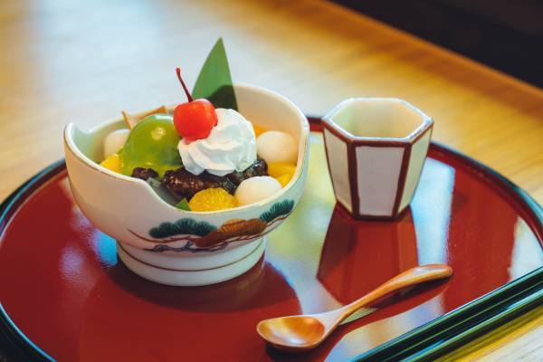 京都の和モダンカフェ「eXcafe（イクスカフェ）」が夏季限定新商品  初のあんみつを発表