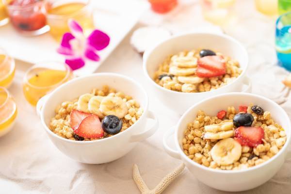 ハワイ旅行気分を満喫！パンケーキなどが食べ放題  『ハワイアン・レインボーパラダイス～スイーツブッフェ～』開催