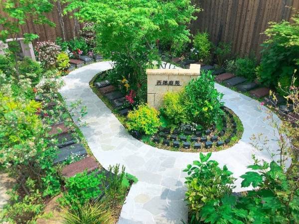 11月22日は「いい夫婦の日」 “夫婦だけでのお墓”が人気