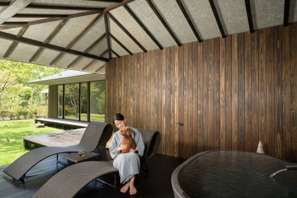 【界×スターフライヤー】「飛行機内も宿泊も愛犬と一緒に過ごす温泉旅プラン」販売開始｜期間：2022年10月30日～2023年3月24日