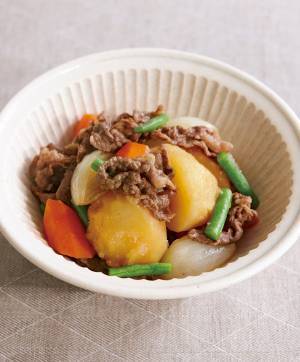 『オレンジページ』料理連載、待望の書籍化！ 真央さんの「大好きな食」がこの一冊に♪ 『浅田真央 私のおうちごはん』