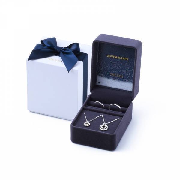 11/1（火）THE KISS クリスマス限定ジュエリー発売