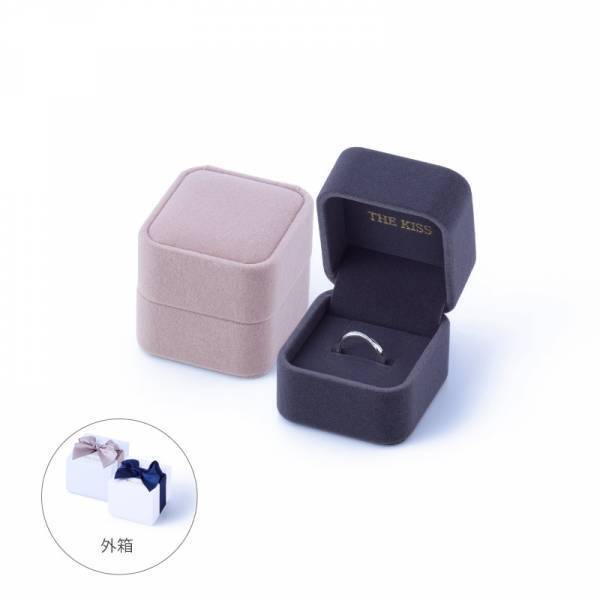 11/1（火）THE KISS クリスマス限定ジュエリー発売