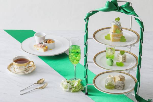 推し活におすすめ！レッド・ブルー・グリーン・イエロー・パープルから選べる、乙女心をくすぐる5色のアフタヌーンティー！  『プリンセス ティアラ アフタヌーンティー』期間限定販売