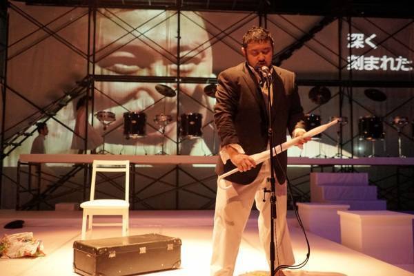 100kg超えのパフォーマー・障がい者の俳優・独創性を踊るダンサー　OM-2×柴田恵美×bug-depayse『椅子に座る』－Mの心象スケッチ－上演決定　カンフェティでチケット発売