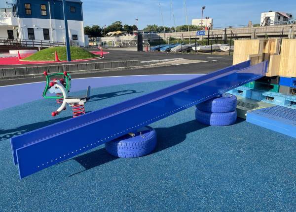 biid（ビード）子供から大人まで楽しめる！環境に配慮したデザイナーズ公園「PARK HULL」【大阪おすすめ観光スポット】