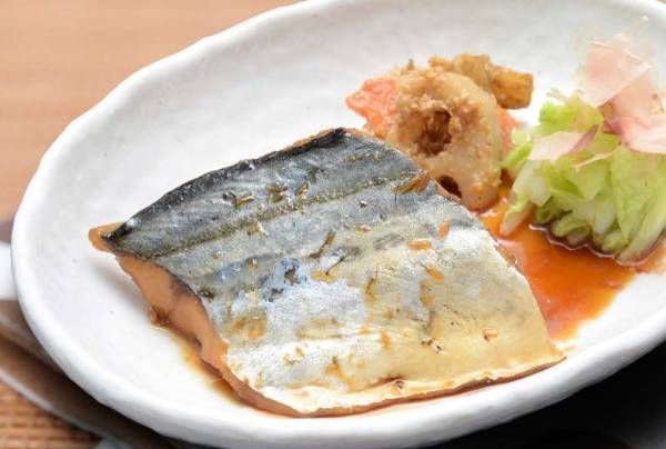 受託先にサステナブルな魚をＰＲ　水産庁が新たに制定した「いいさかなの日」に　シダックスも賛同企業として参画