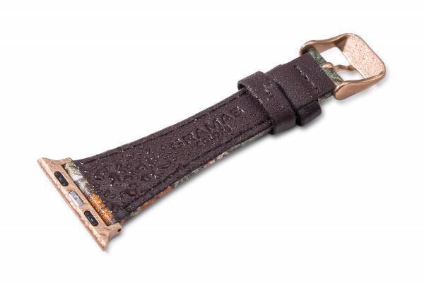 シンプルなコーディネートのアクセントに「BEST OF MORRIS」の生地を採用したApple Watchバンド GRAMAS COLORSより11月15日発売