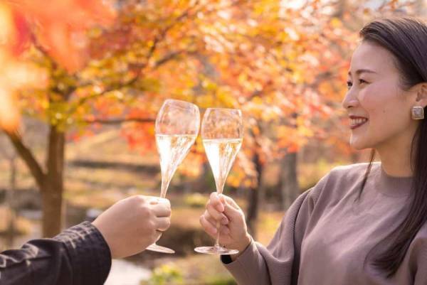 【星のや軽井沢】1日1組限定！特等席で松茸などの秋の味覚を堪能する「紅葉松茸アペリティフ」開催｜期間：2022年10月1日～31日