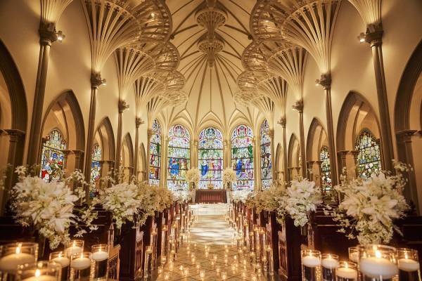 【名古屋】チャペルを貸し切ったサプライズ・プロポーズが人気の「最高のプロポーズ」 ピエール・エルメ・パリによる プロポーズケーキ付きプランが名古屋で初登場